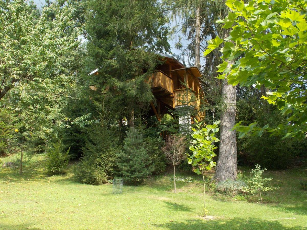 Baumhaus Wolfshoehle Fischach Eksteriør billede